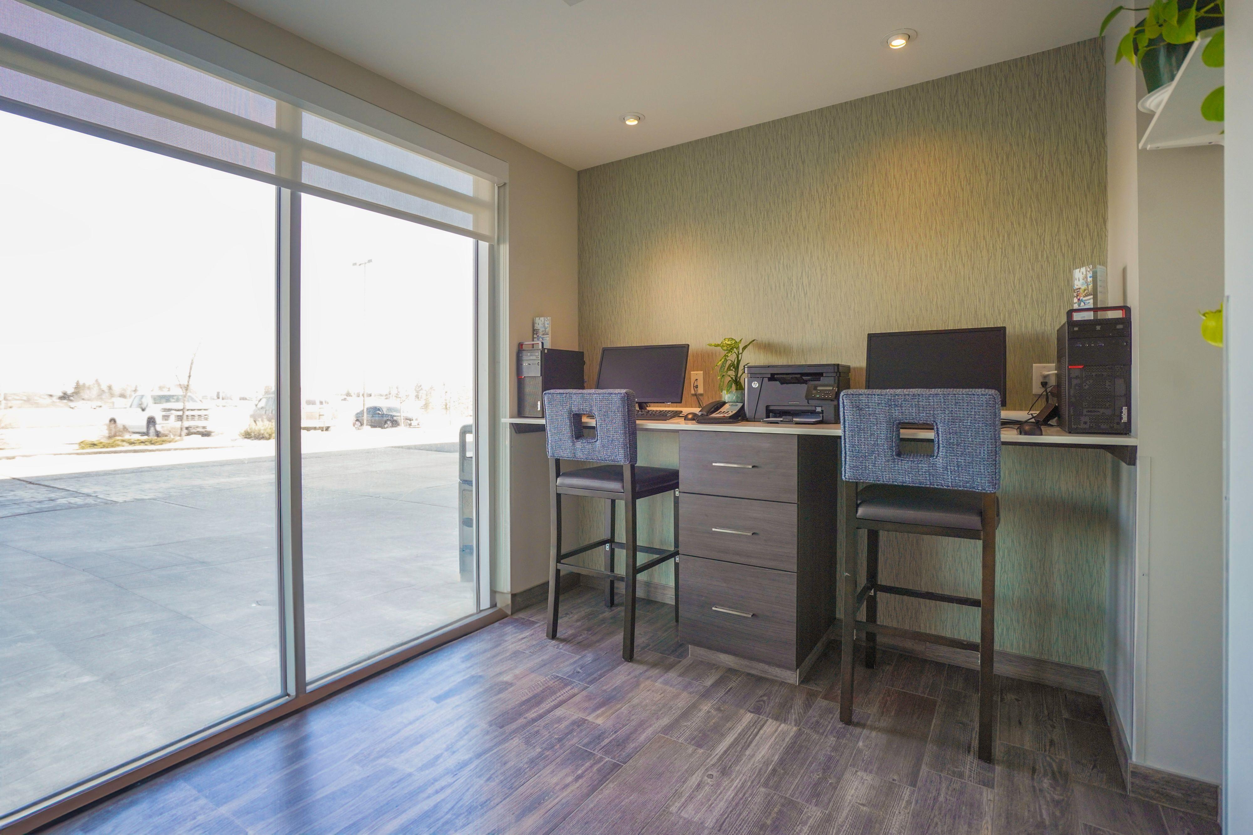 Fairfield Inn & Suites By Marriott Airdrie Eksteriør billede