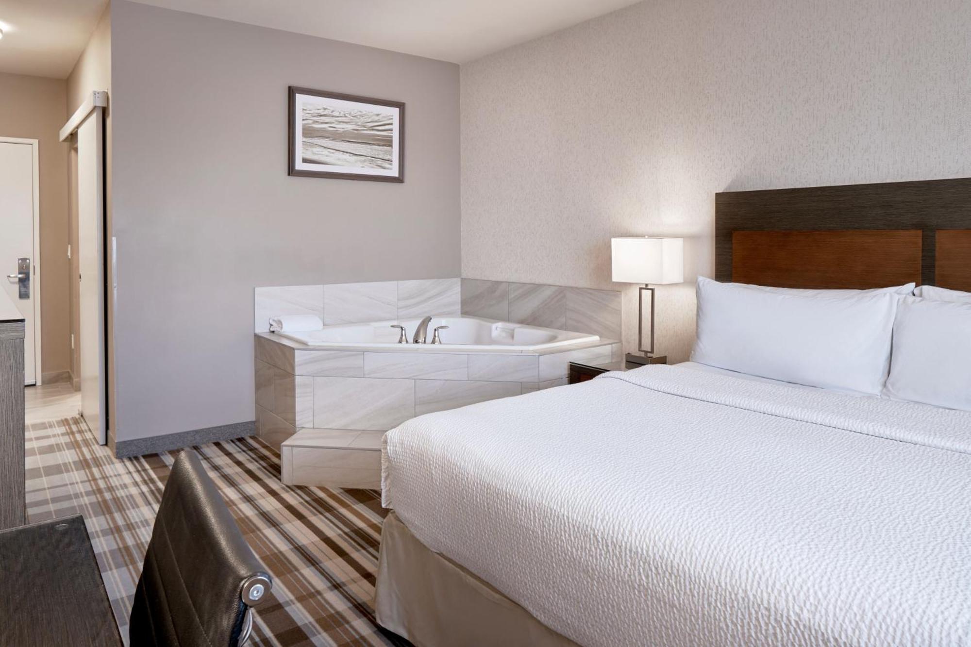 Fairfield Inn & Suites By Marriott Airdrie Eksteriør billede