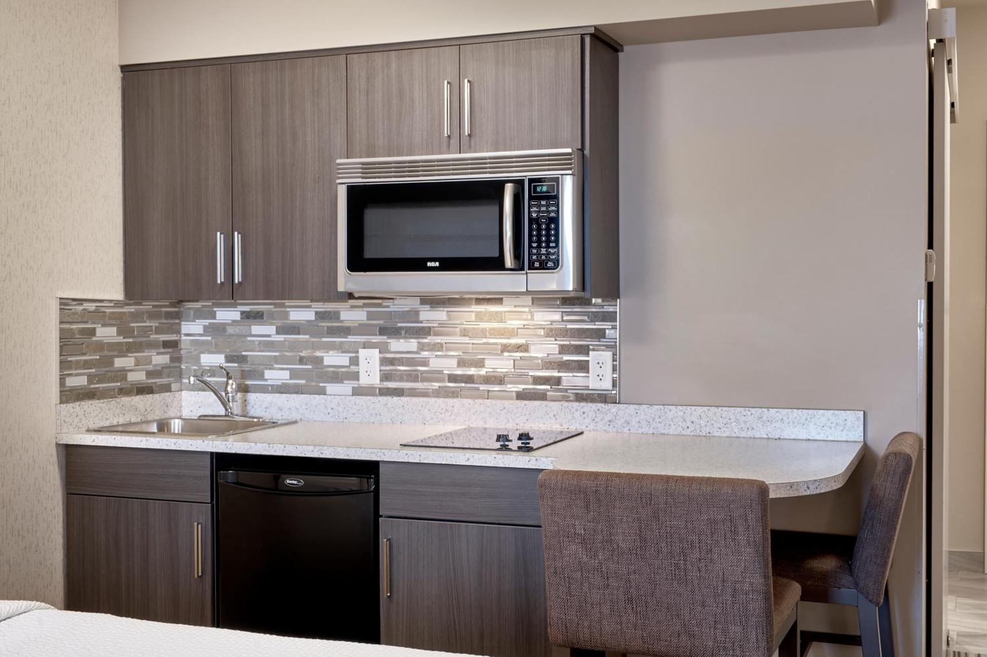 Fairfield Inn & Suites By Marriott Airdrie Eksteriør billede