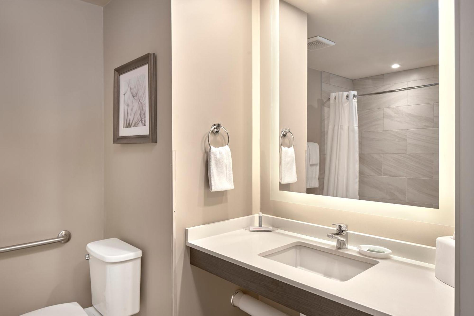 Fairfield Inn & Suites By Marriott Airdrie Eksteriør billede