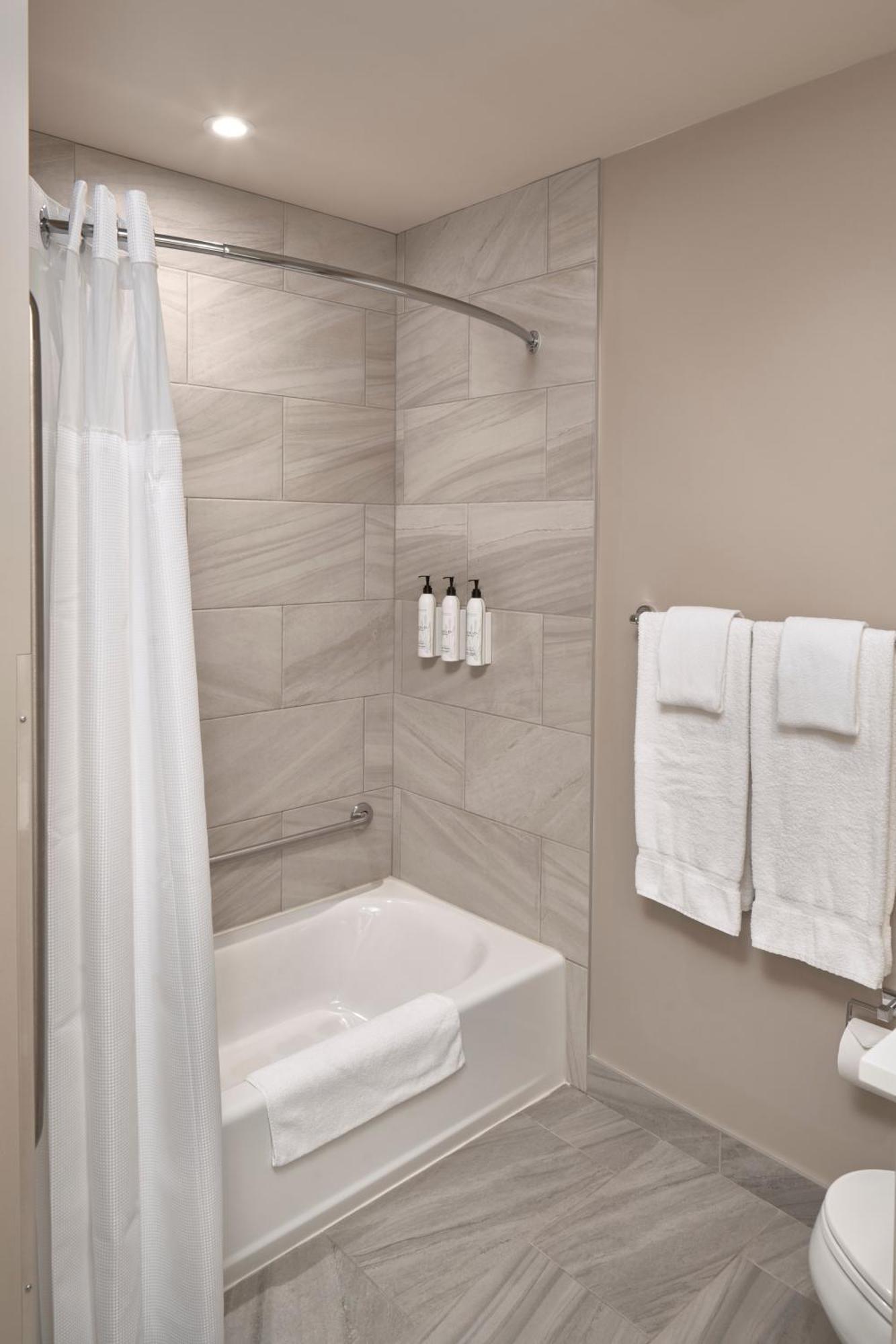 Fairfield Inn & Suites By Marriott Airdrie Eksteriør billede